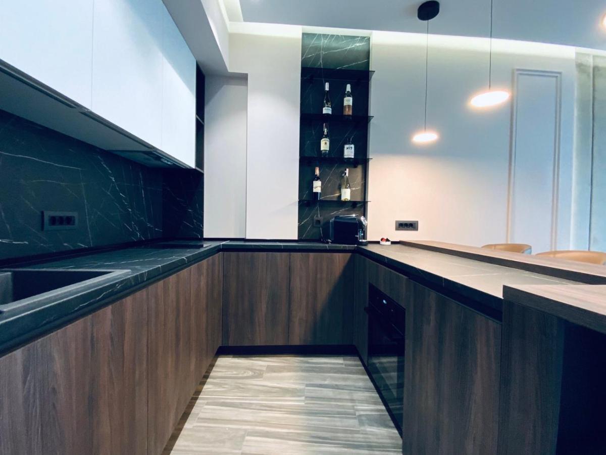 Maristella Marine Residense Hotel Apartment Одеса Екстериор снимка