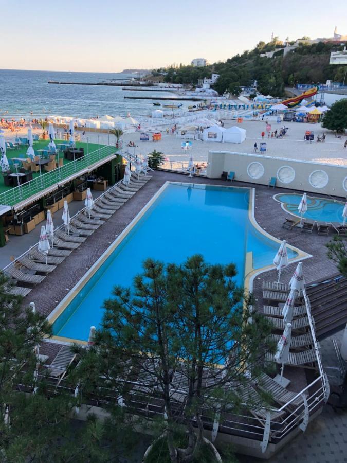 Maristella Marine Residense Hotel Apartment Одеса Екстериор снимка