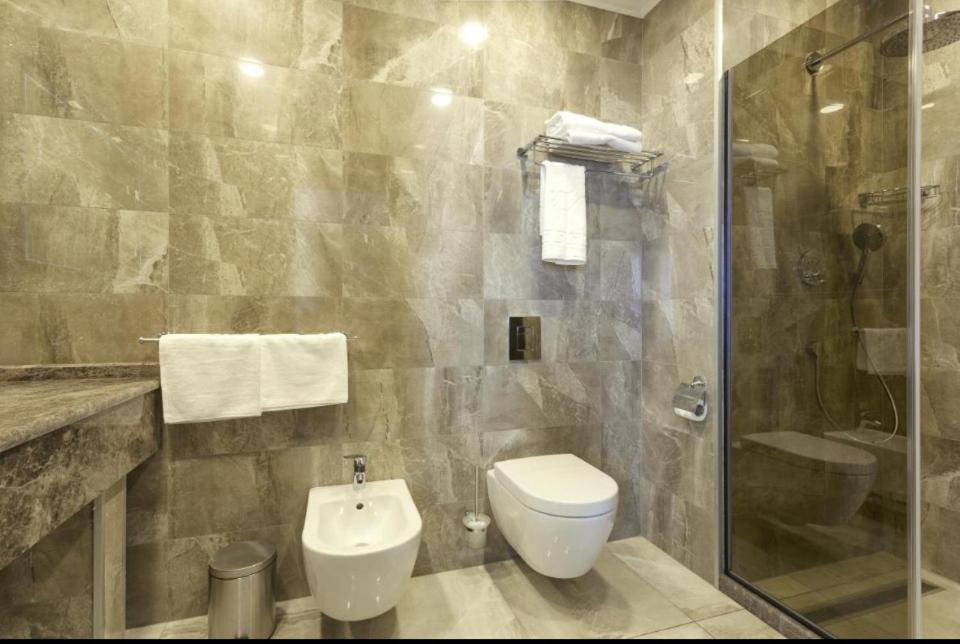 Maristella Marine Residense Hotel Apartment Одеса Екстериор снимка